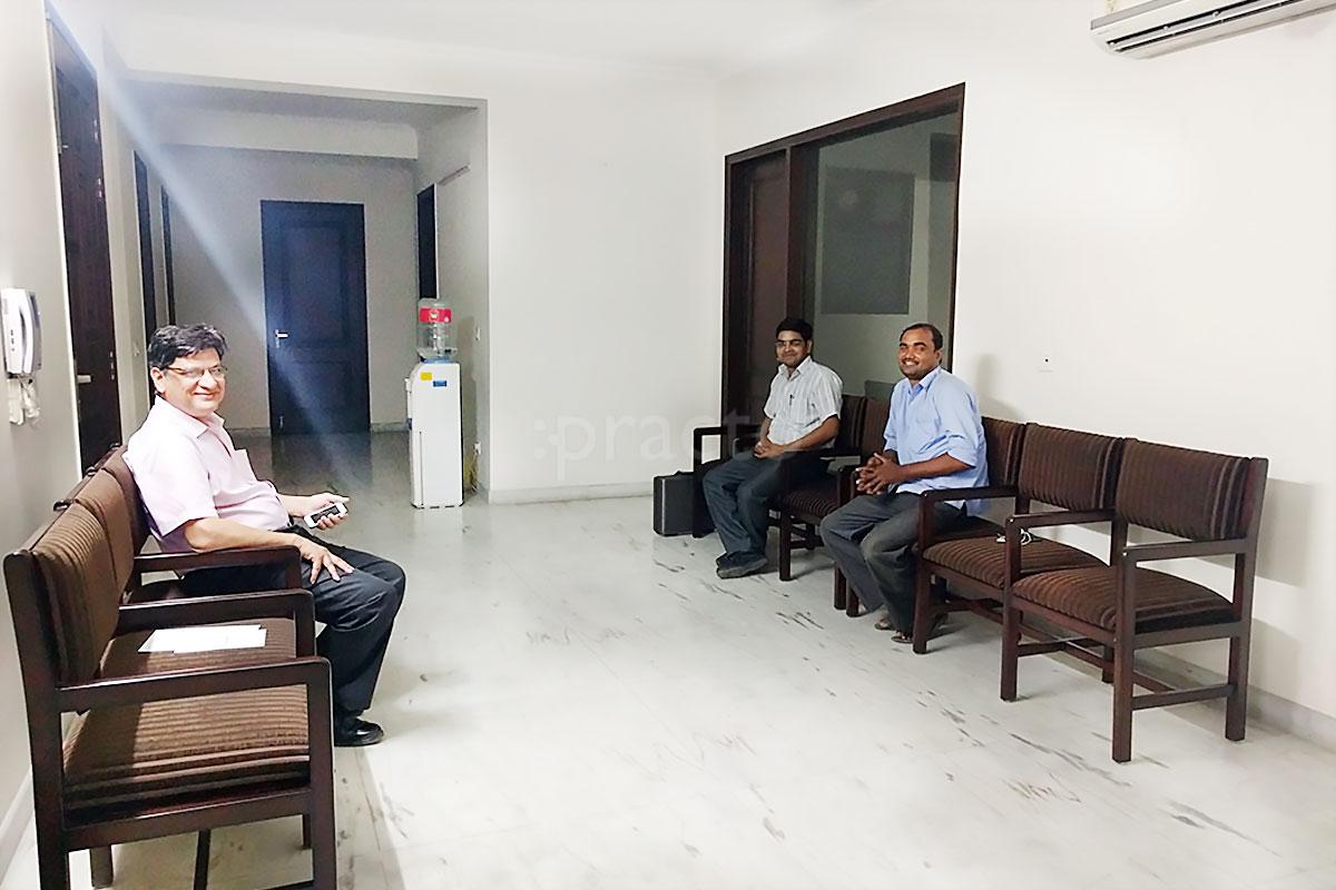 Waiting Area at Retina Point Dwarka Delhi