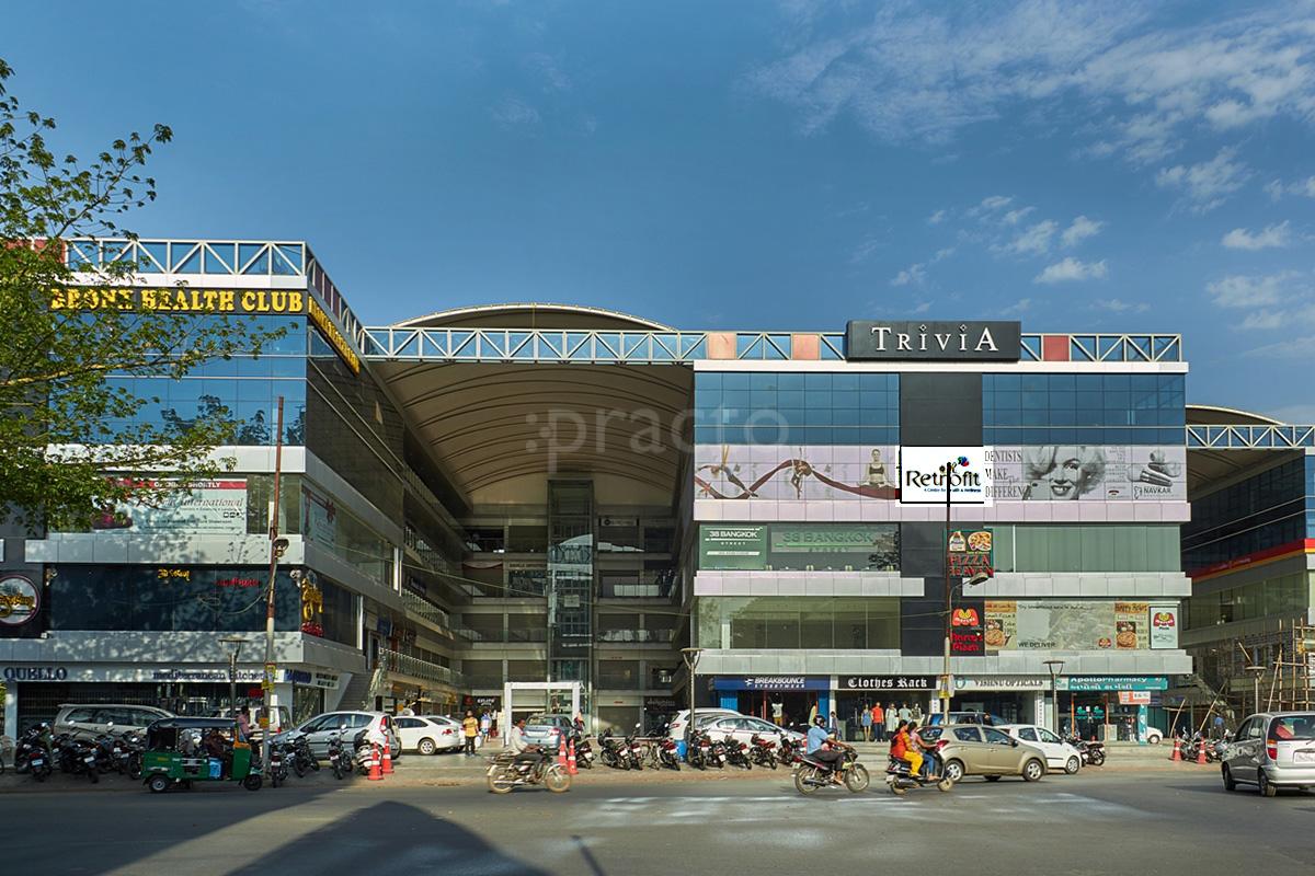 Entrance at Retrofit (Navakar Dental Clinic) Racecourse Vadodara