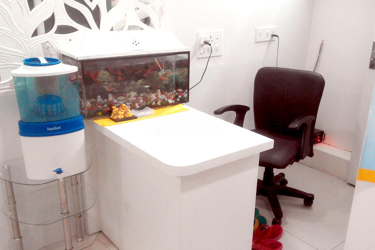 Reception at Riddhiman Dental Clinic Usha Nagar Indore