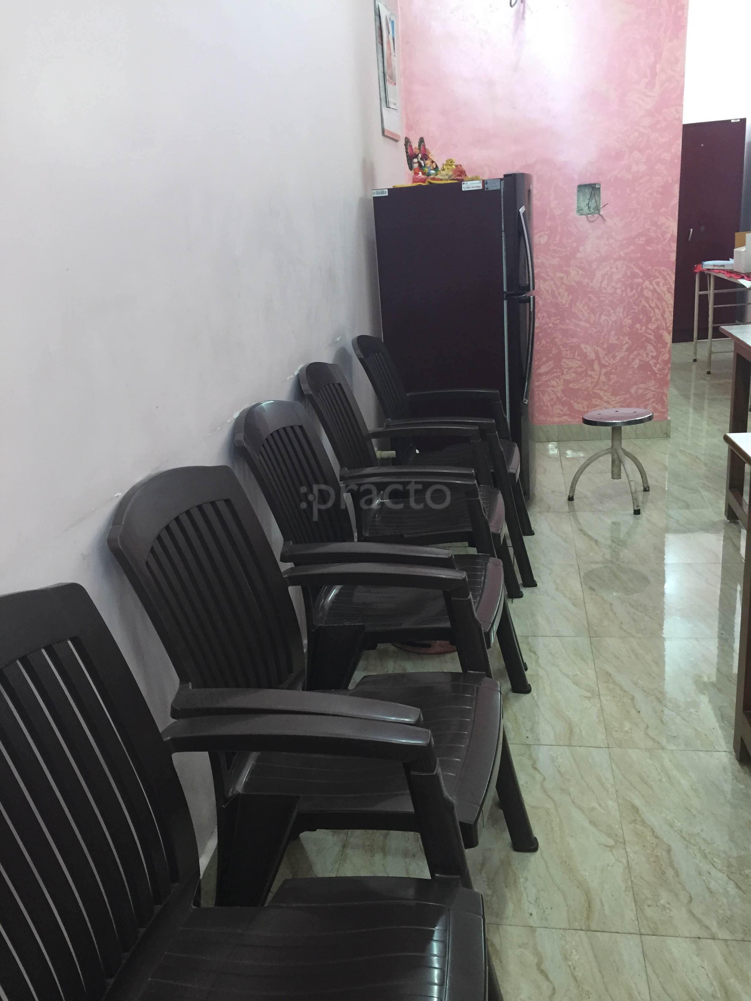Waiting Area at Rohatgi's Child Care Clinic Mahanagar Lucknow