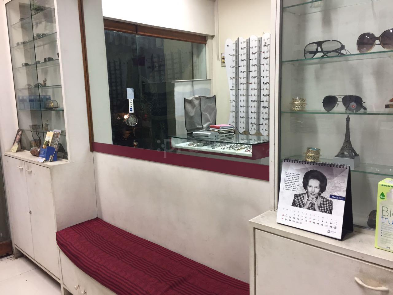 Waiting Area at Roshni Eye Care Kopar Khairne Navi Mumbai