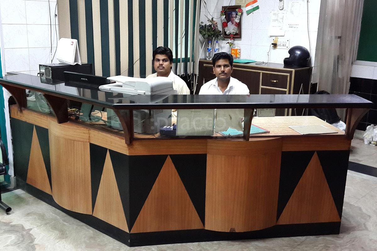 Reception at Sahdeo Hospital Omega 1 Greater Noida