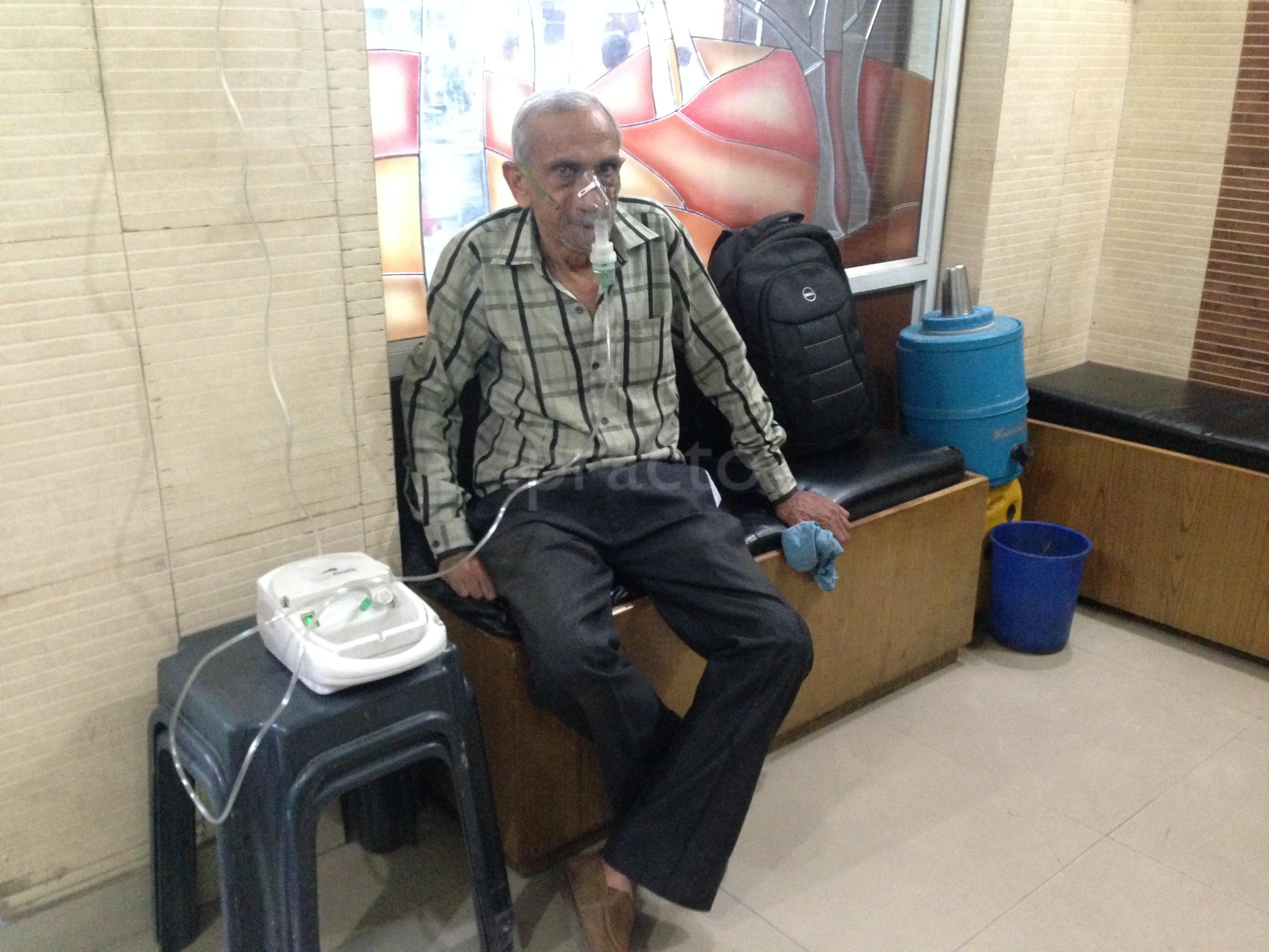 Waiting Area at Saluja Chest Care Begum Bagh Meerut