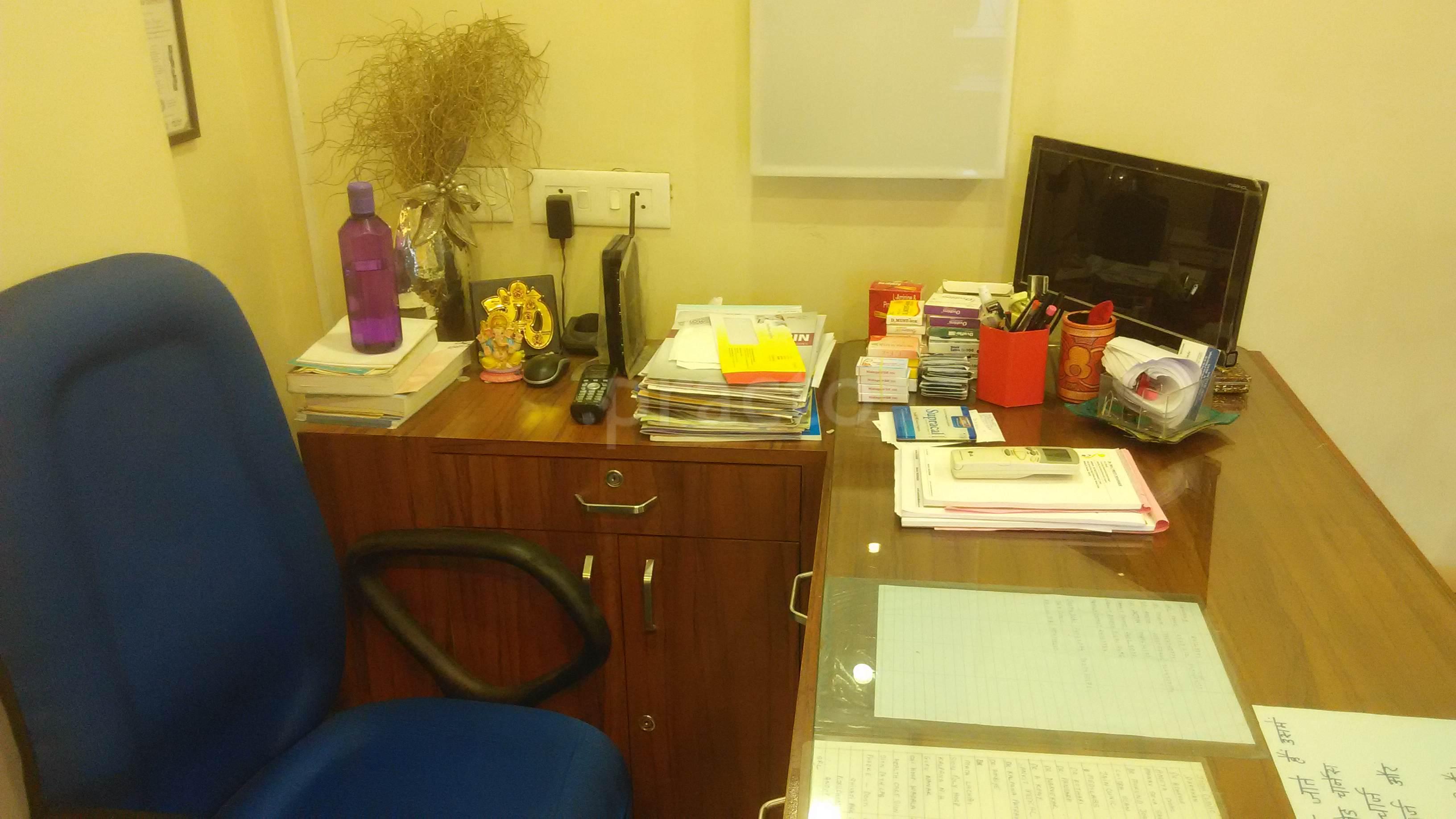 Entrance at Sambhav - Dr Preeti Deshpande's clinic Wadala Mumbai