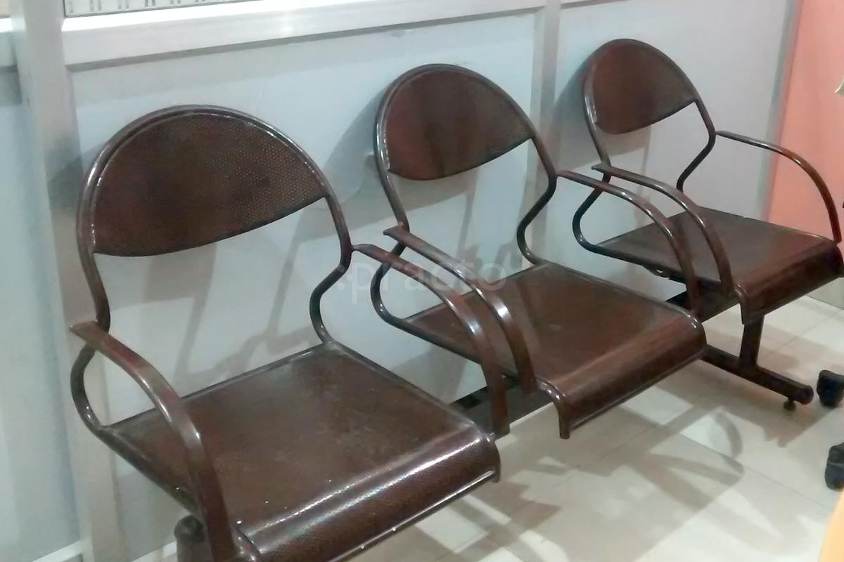 Waiting Area at Samvedna Orthopedic & Physiotherapy Centre Jankipuram Extension Lucknow