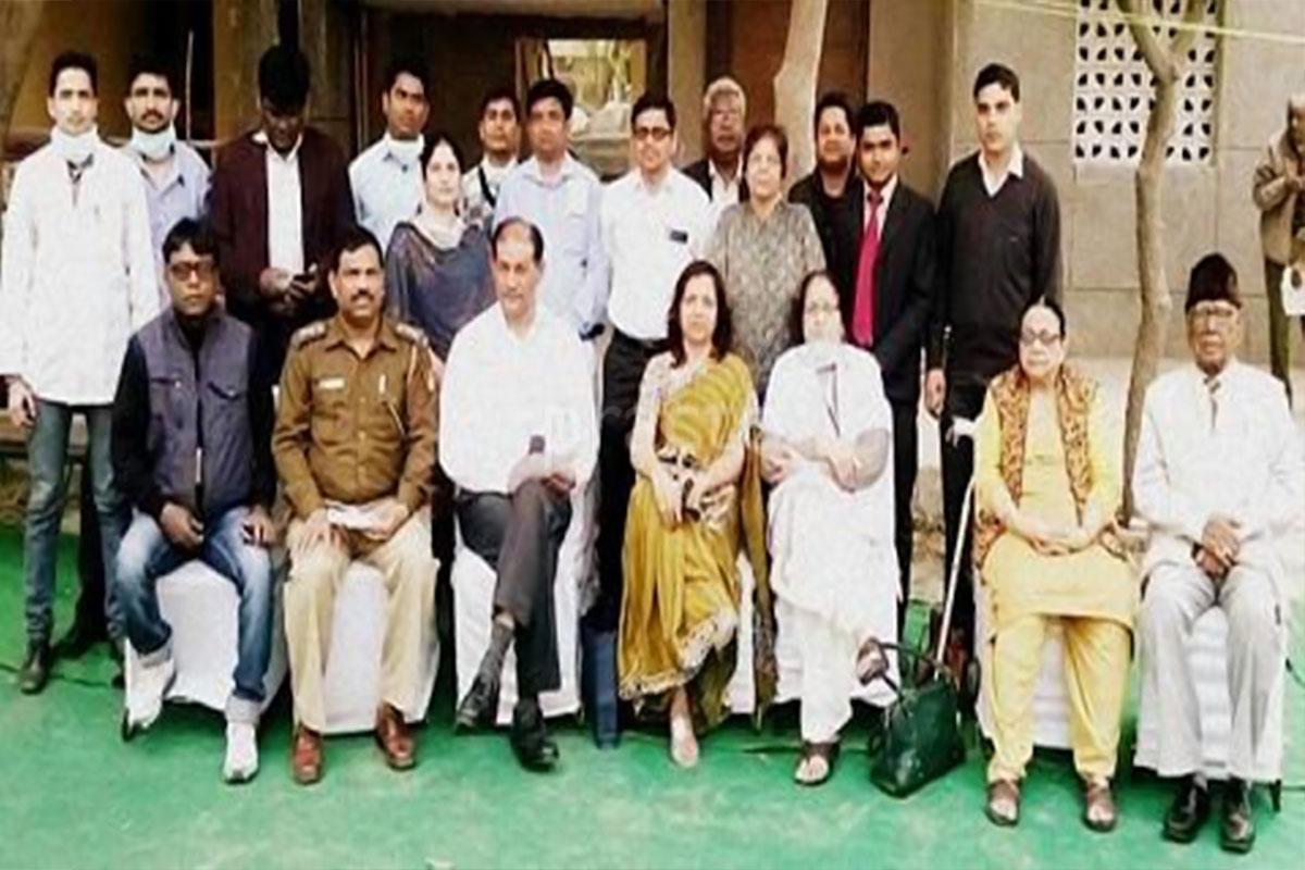 Others at Dr Renu Garg's Clinic Mayur Vihar Ph-I Delhi