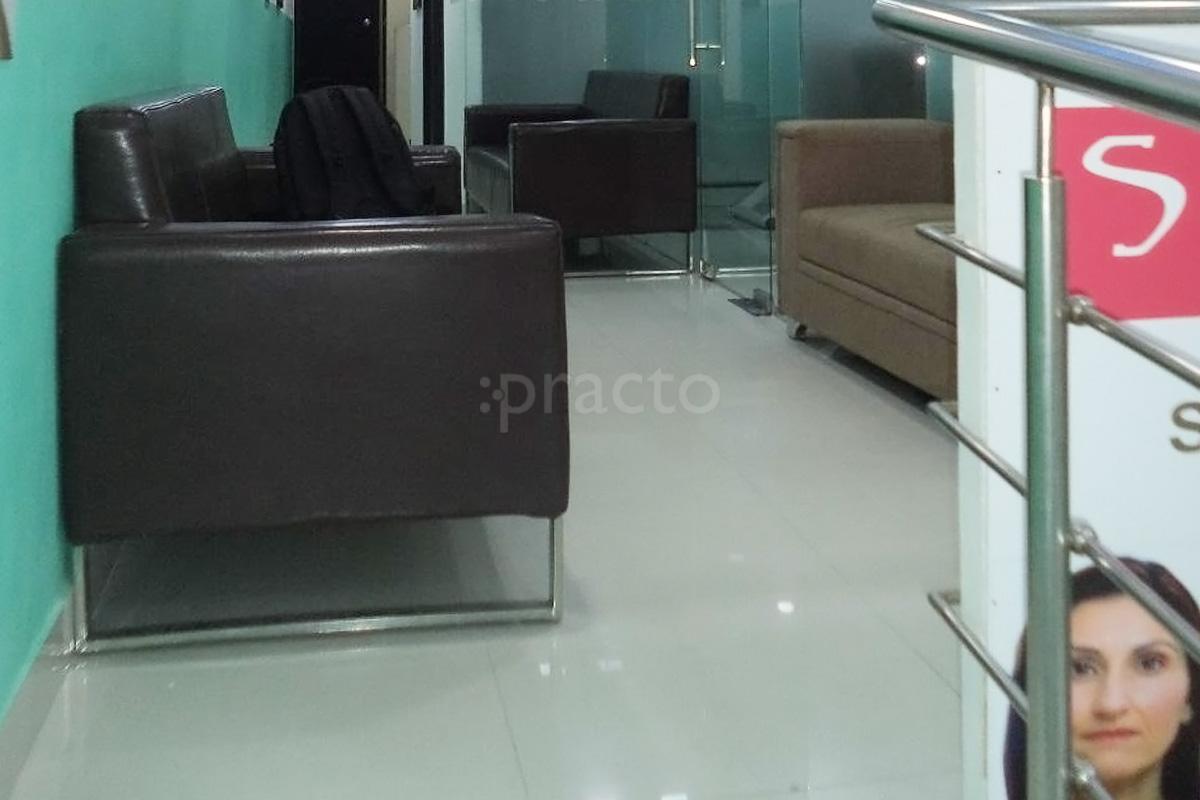 Waiting Area at Scarlet Clinic Lajpat Nagar Delhi