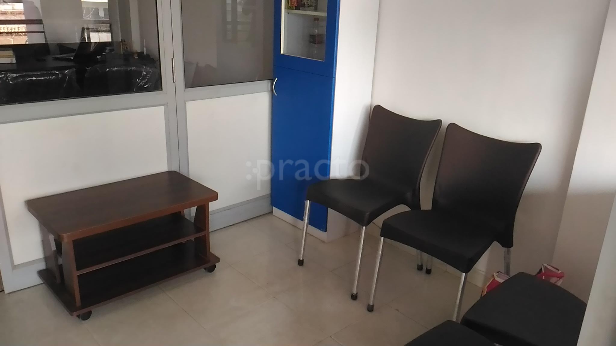 Waiting Area at Shah Homœopathic Clinic Satellite Ahmedabad