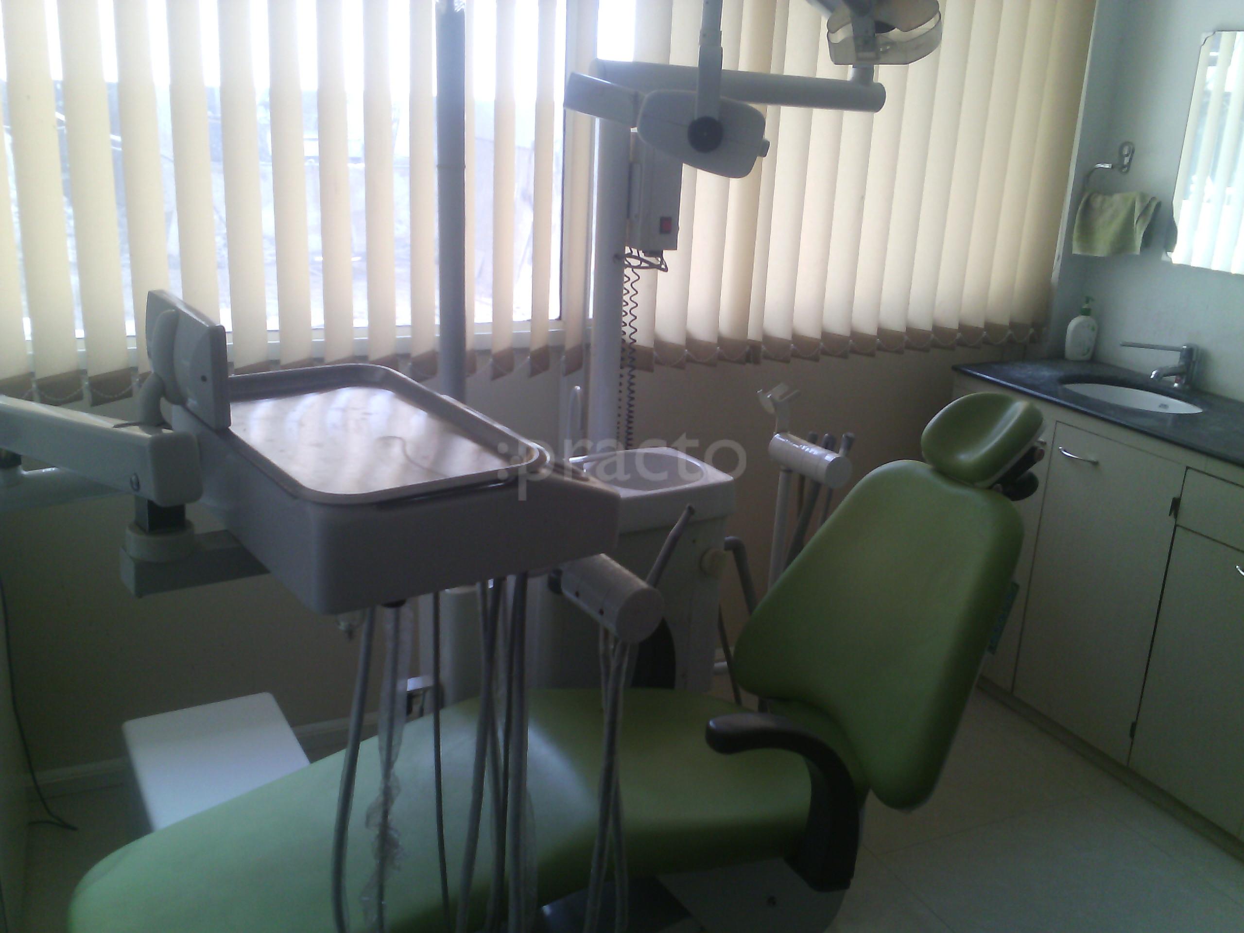 Shree Dental Clinic Rajwada Indore