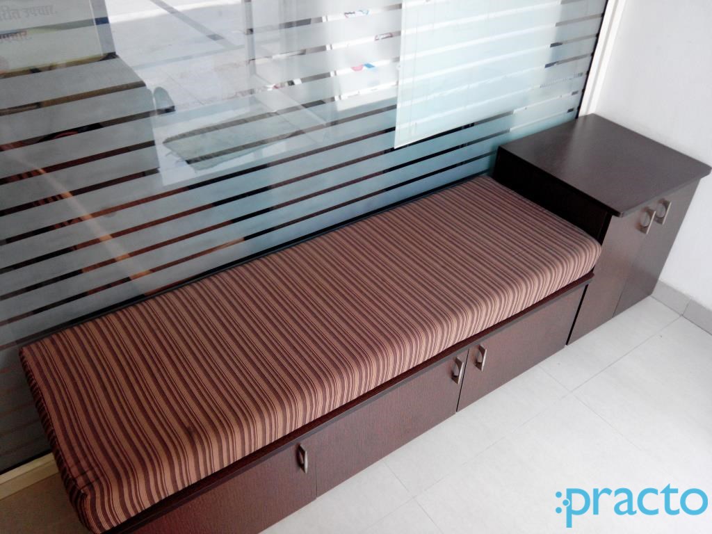 Waiting Area at Shree Dental Clinic Pimpri-Chinchwad Pune