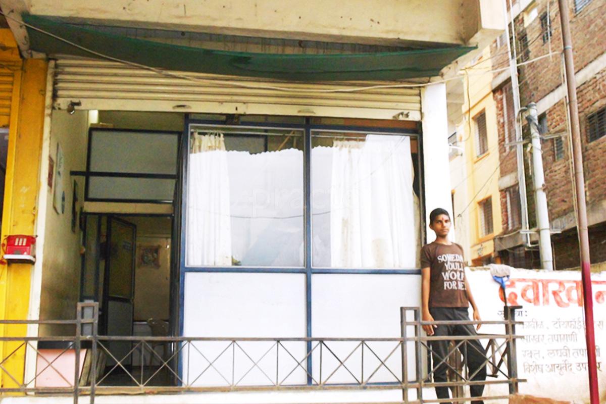 Entrance at Shree Gurukrupa Clinic Aurangabad Railway Station Aurangabad