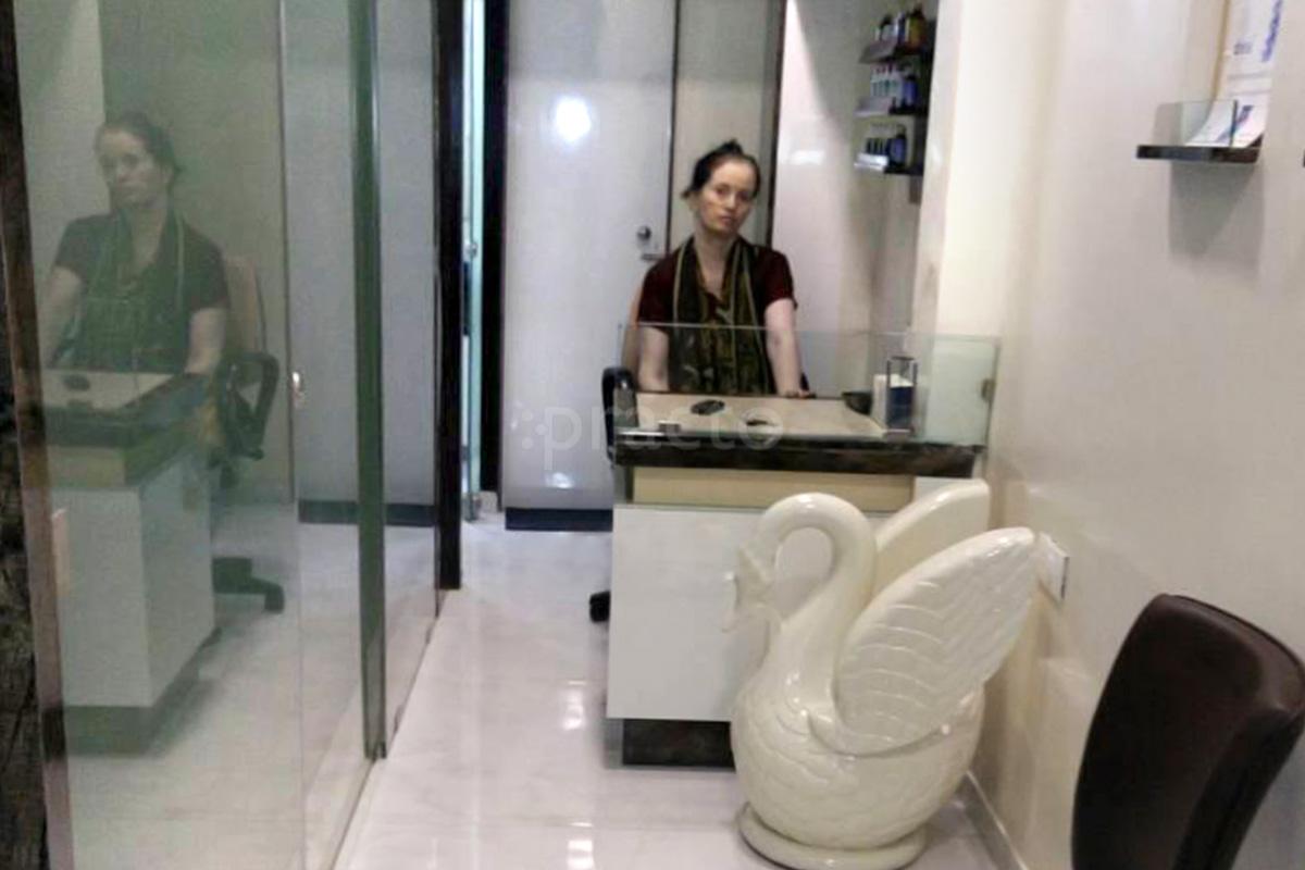 Reception at Shree Krishna Polyclinic Worli Mumbai