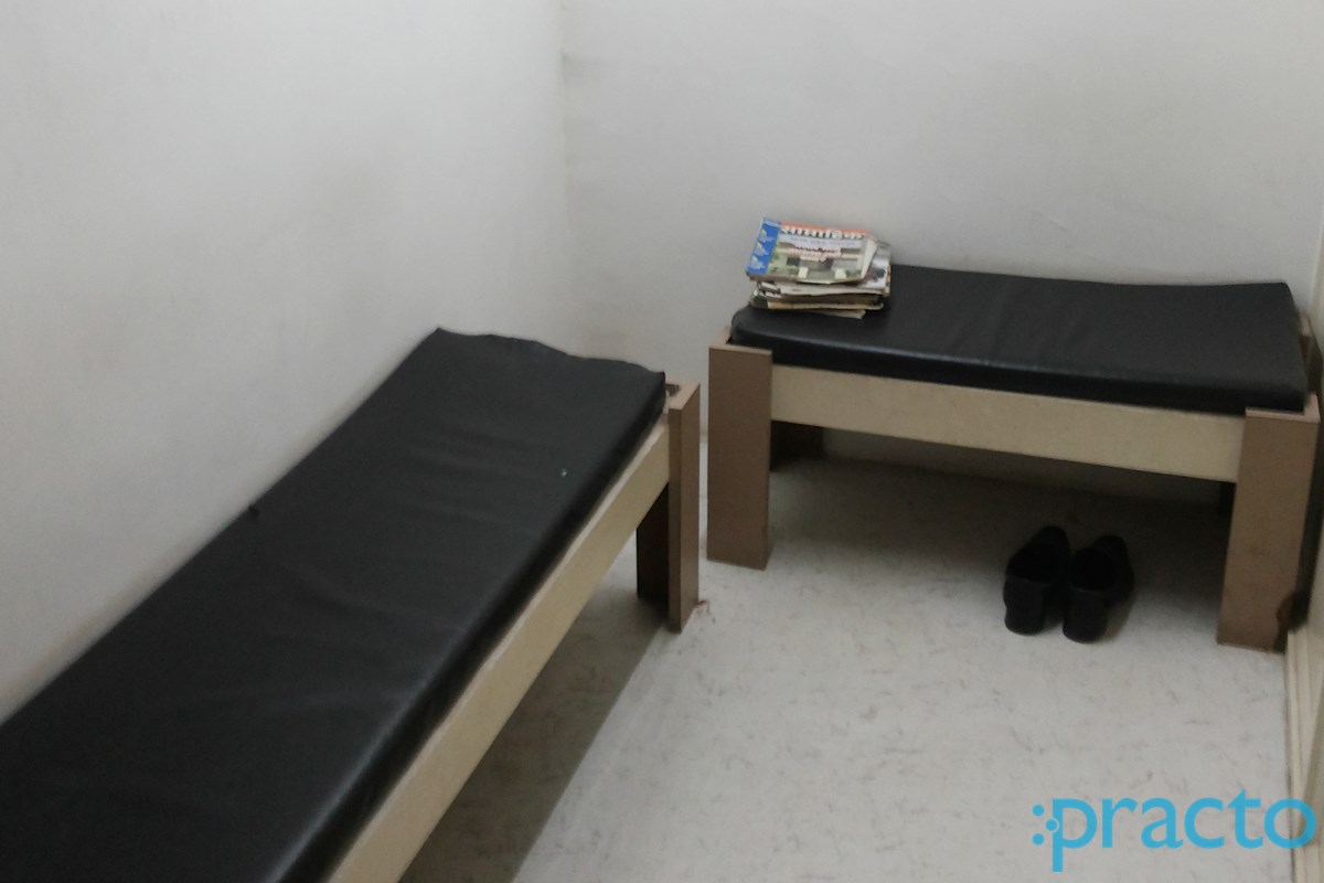 Waiting Area at Shree Samarth Clinic Sahakar Nagar Pune