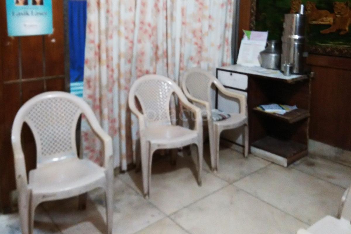 Waiting Area at Shreyas Polyclinic & Laboratory Chamarajpet Bangalore