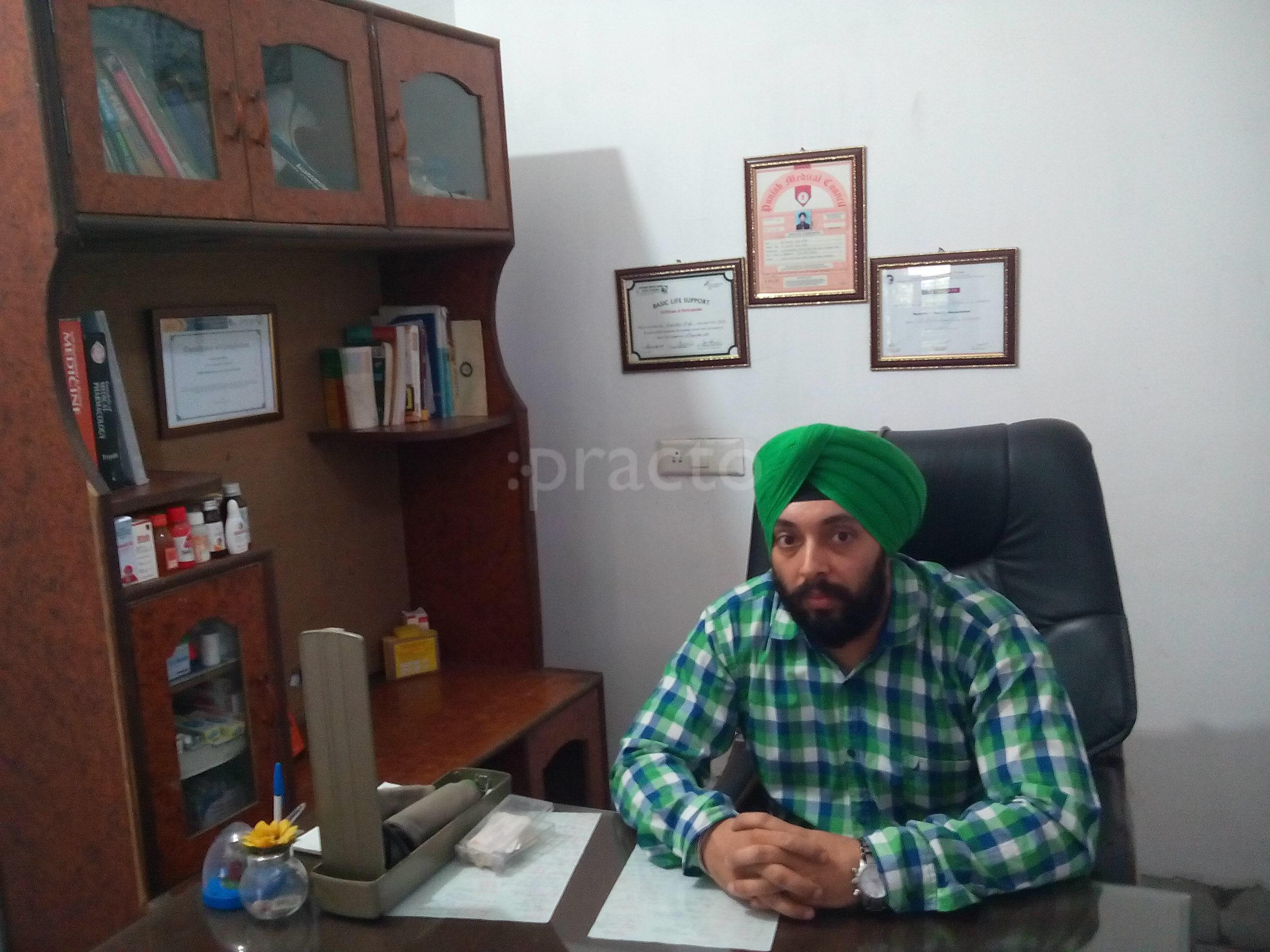 Sidana Clinic SBI Civil Lines Ludhiana