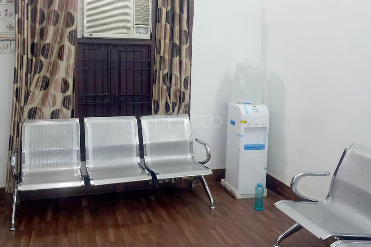 Waiting Area at Sigma Superspeciality Clinic Rajendra Nagar Raipur