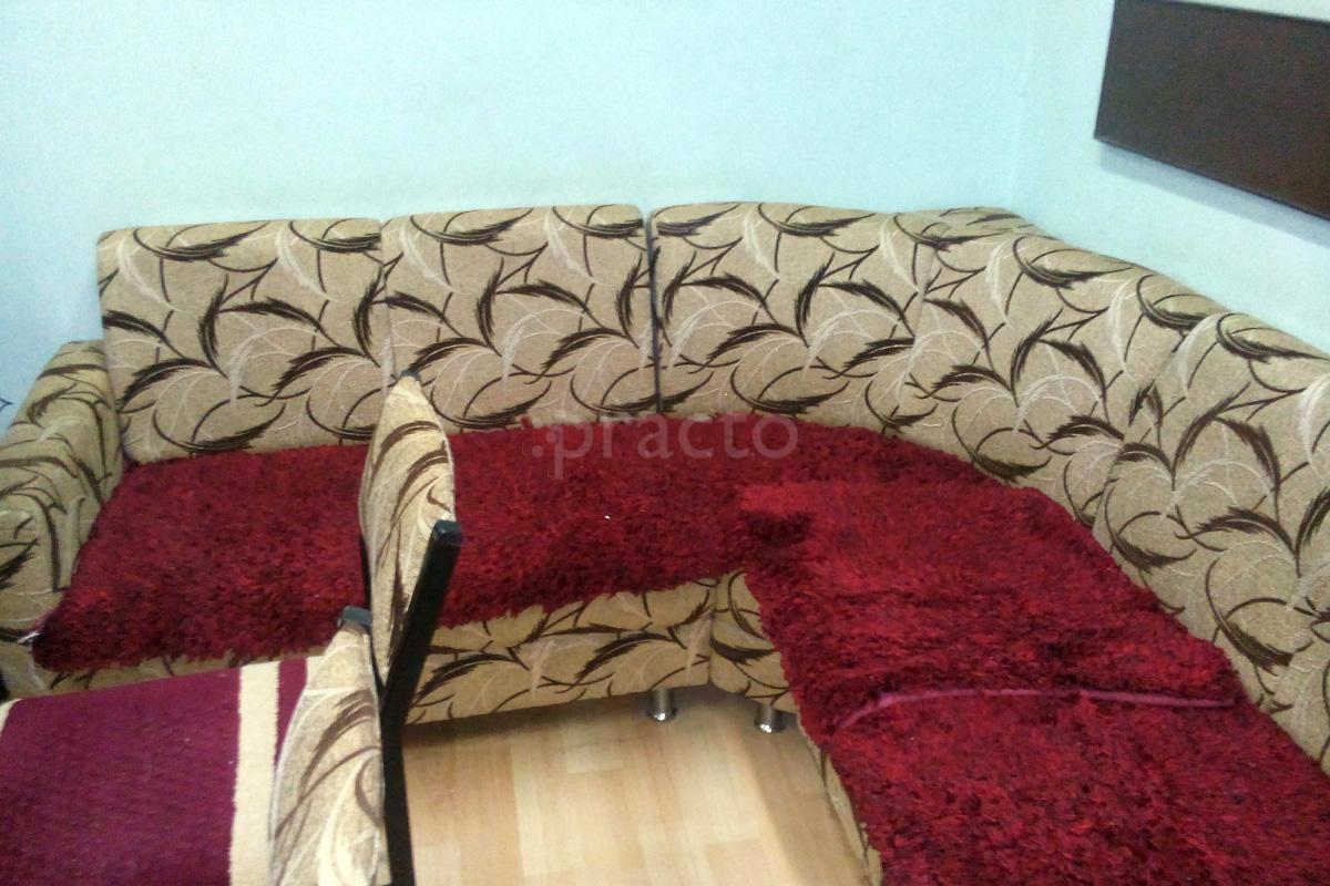 Waiting Area at Skin Center Jagnath Plot Rajkot