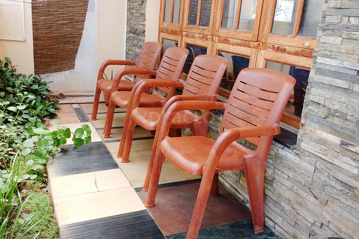 Waiting Area at Smile arc Vijayanagar Mysore