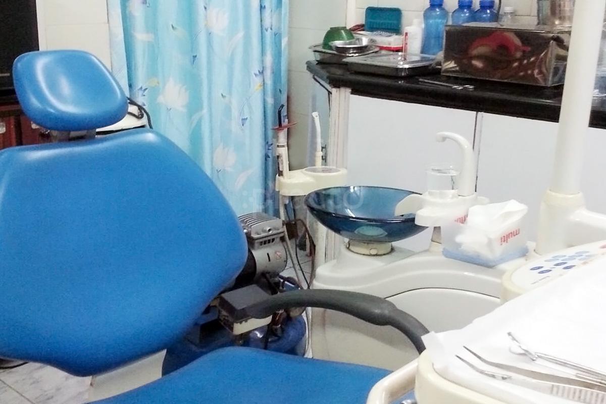 OPD/Ward at Smile Care Clinic Mahim Mumbai