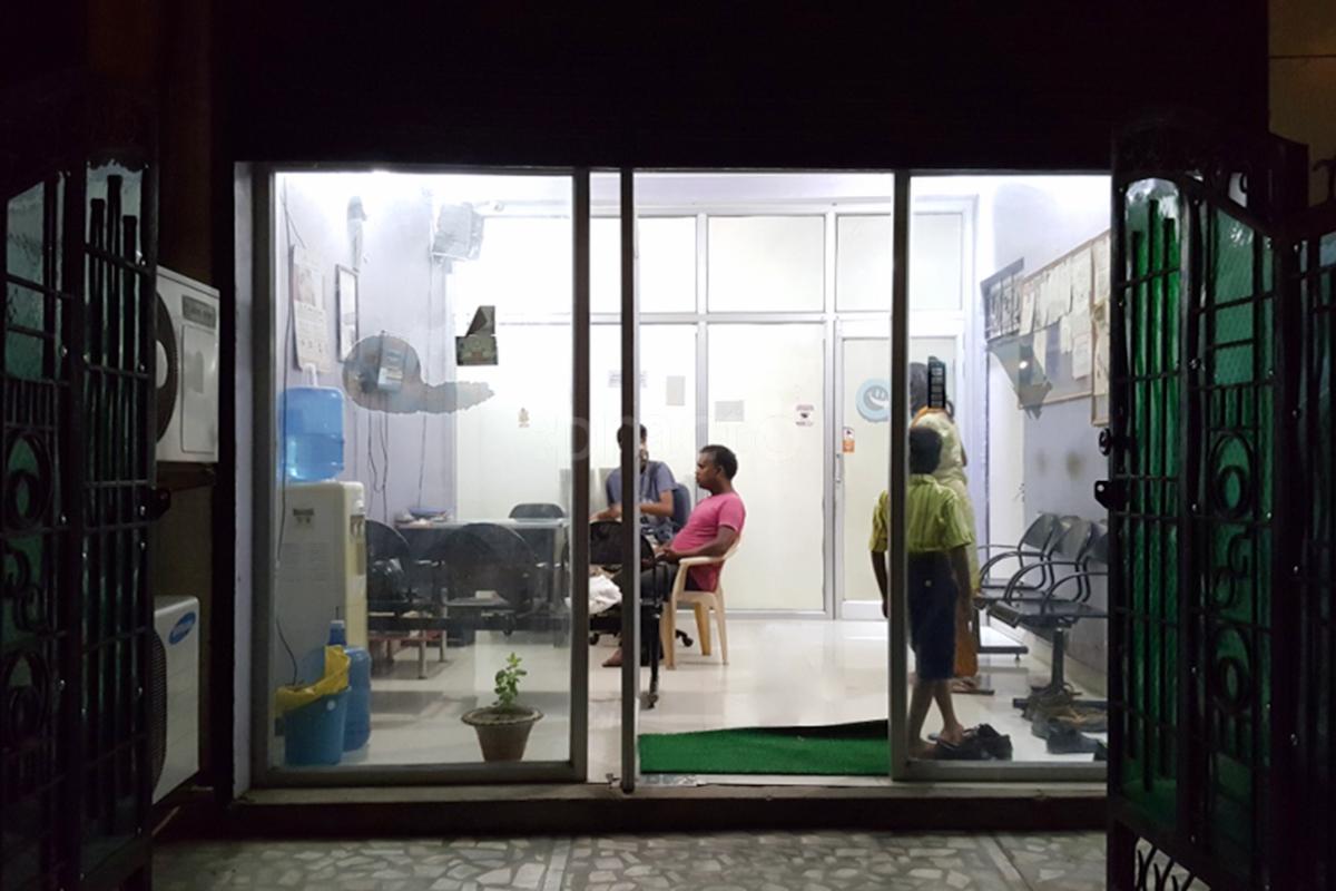 Entrance at Smile Designers Multispecialty Dental Hospital George Town Allahabad