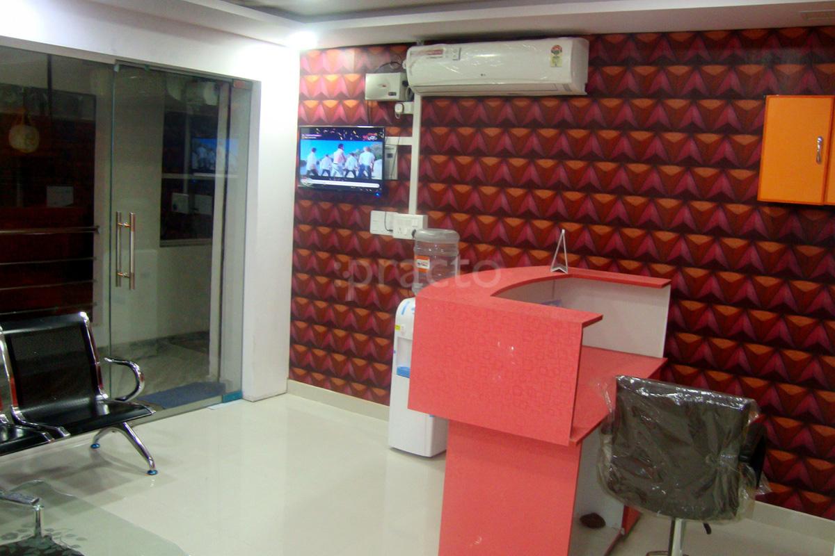 Reception at Smile On Dental Care Manikonda Hyderabad