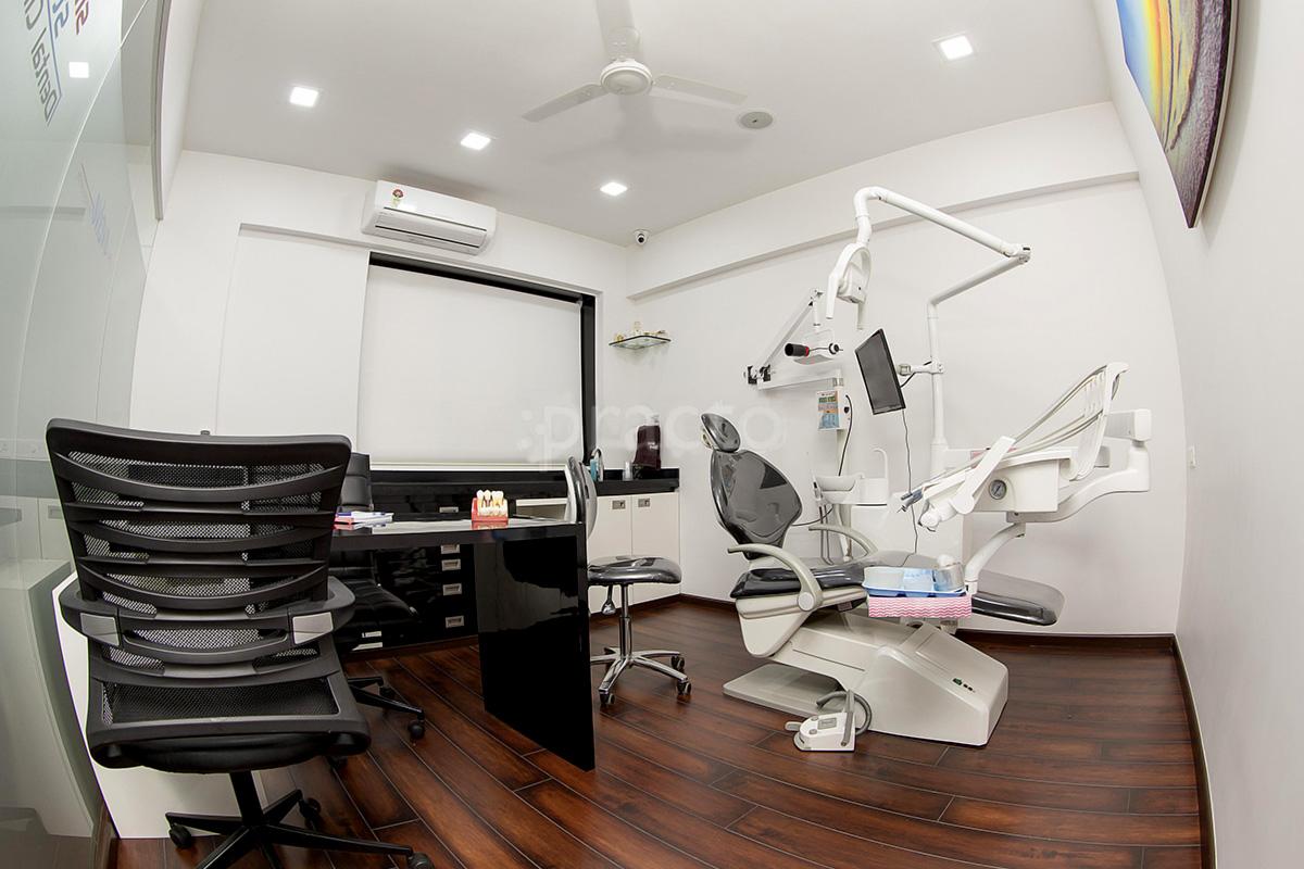 OPD/Ward at Smile Studio Dental Clinic Worli Mumbai
