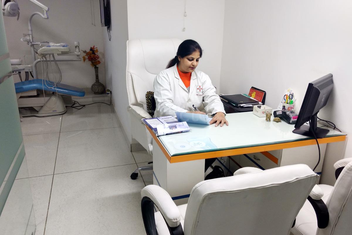OPD/Ward at Smiles by Sanaisha Panchsheel Park Delhi