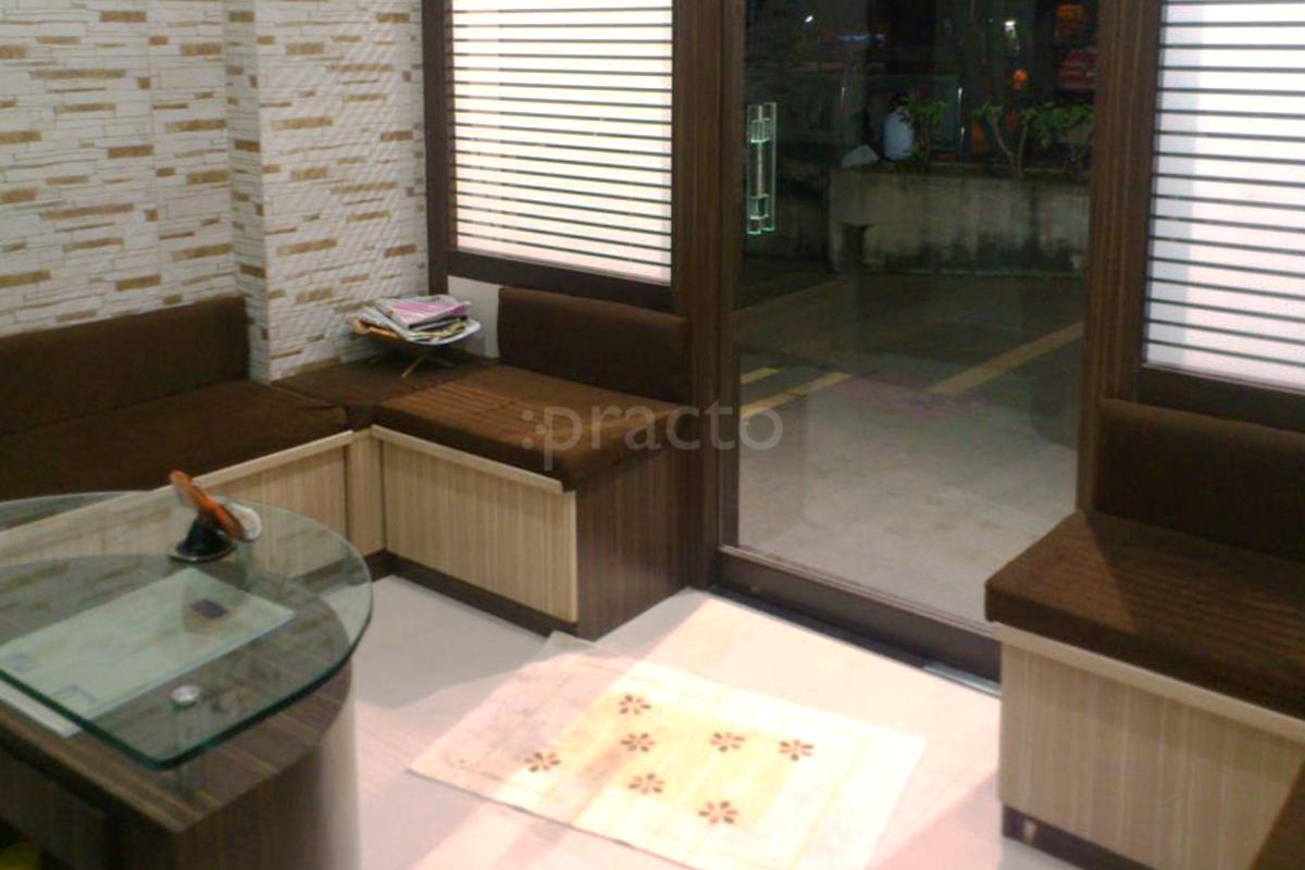 Entrance at Smiles N Braces Dental Clinic Kandivali East Mumbai