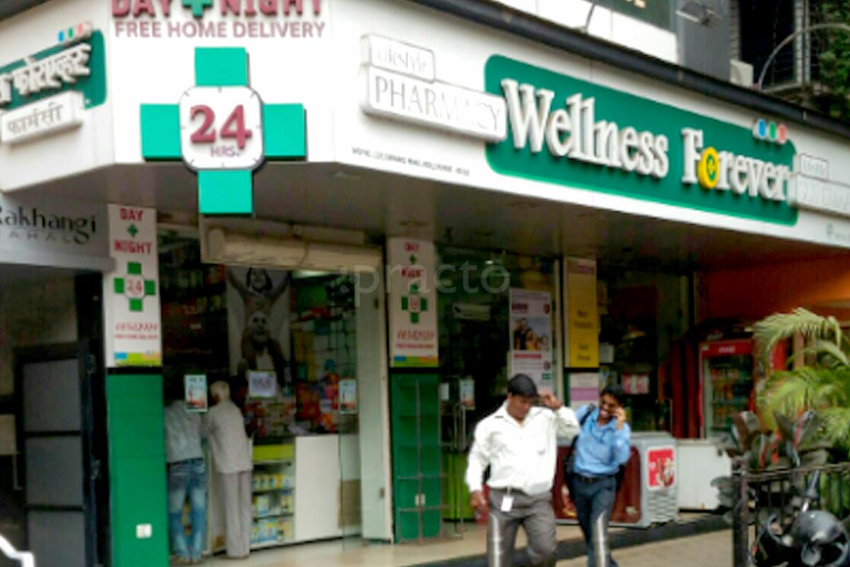 Entrance at SmilesRus Worli Mumbai