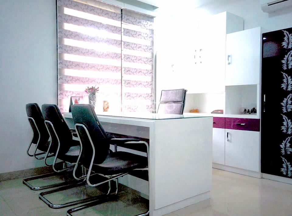 OPD/Ward at SmileWorks Multispeciality Dental Studio South City-I Gurgaon
