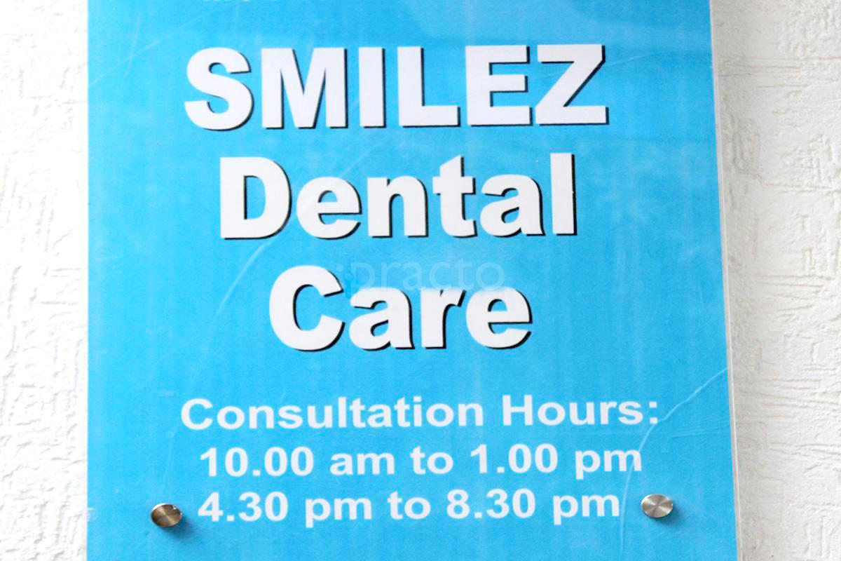 Entrance at Smilez Dental Care RT Nagar Bangalore