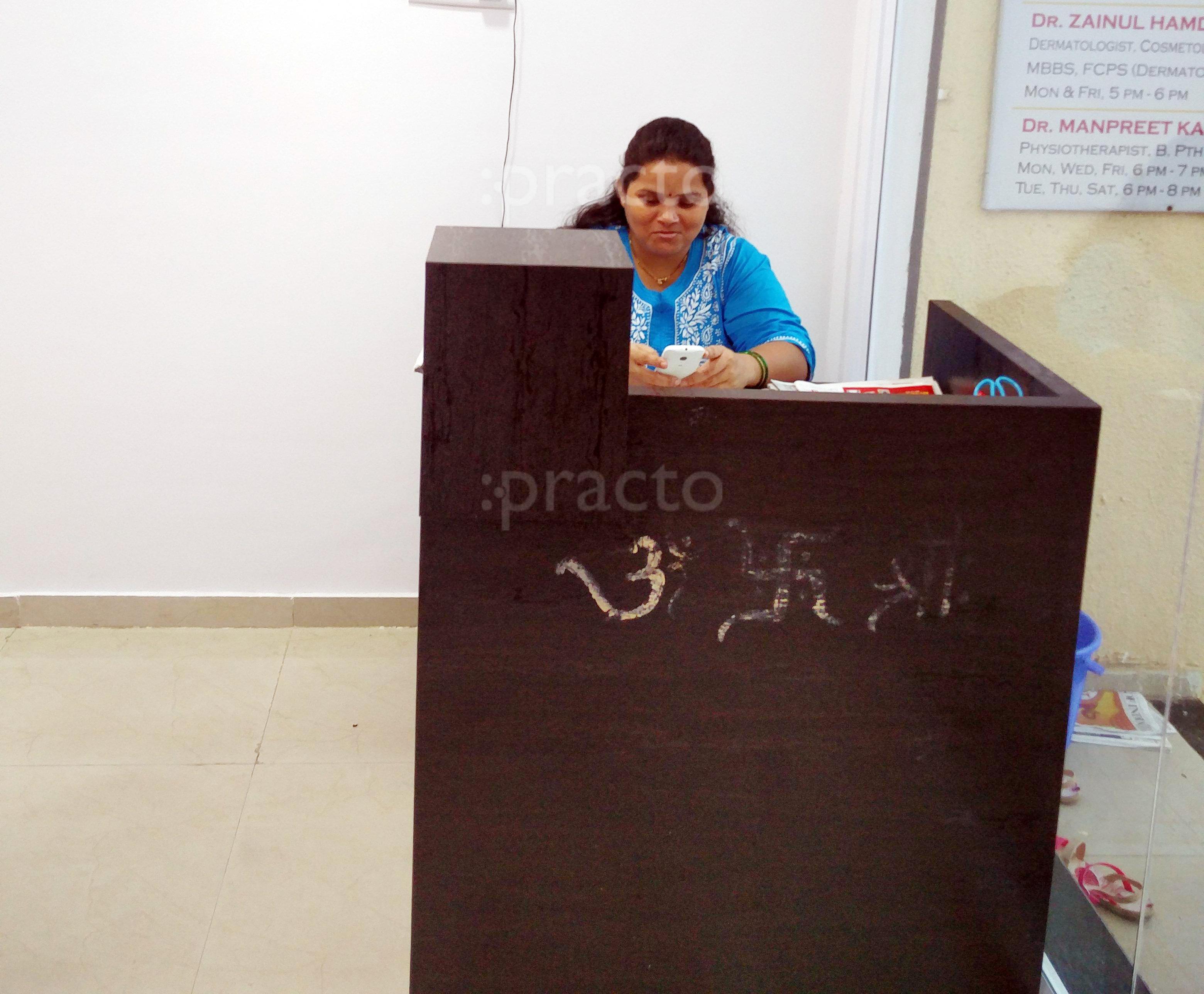 Reception at Sparsh Poly Clinic Kharghar Navi Mumbai