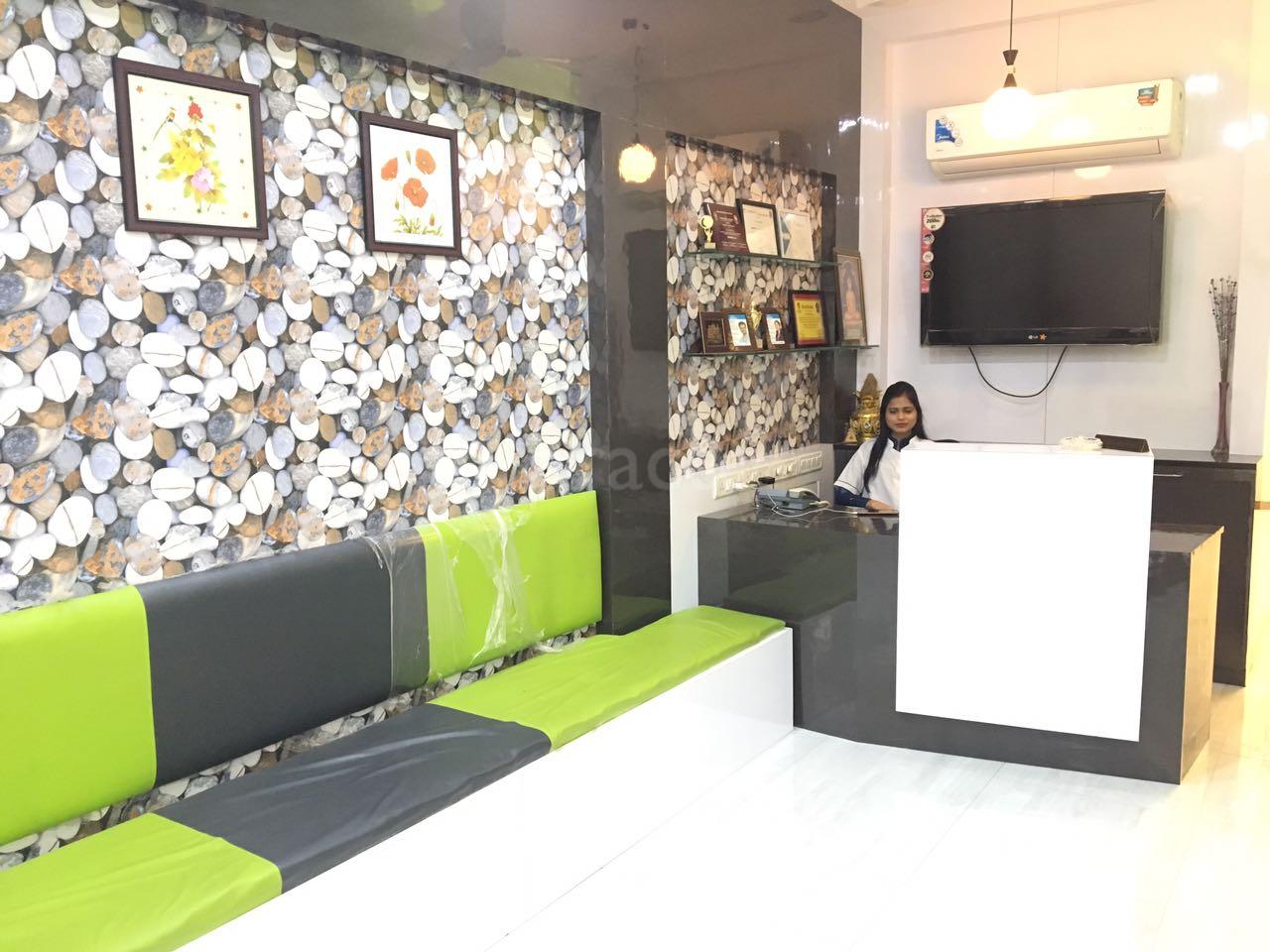 Reception at Dr. Jain's Dental & Health Studio Kopar Khairne Navi Mumbai