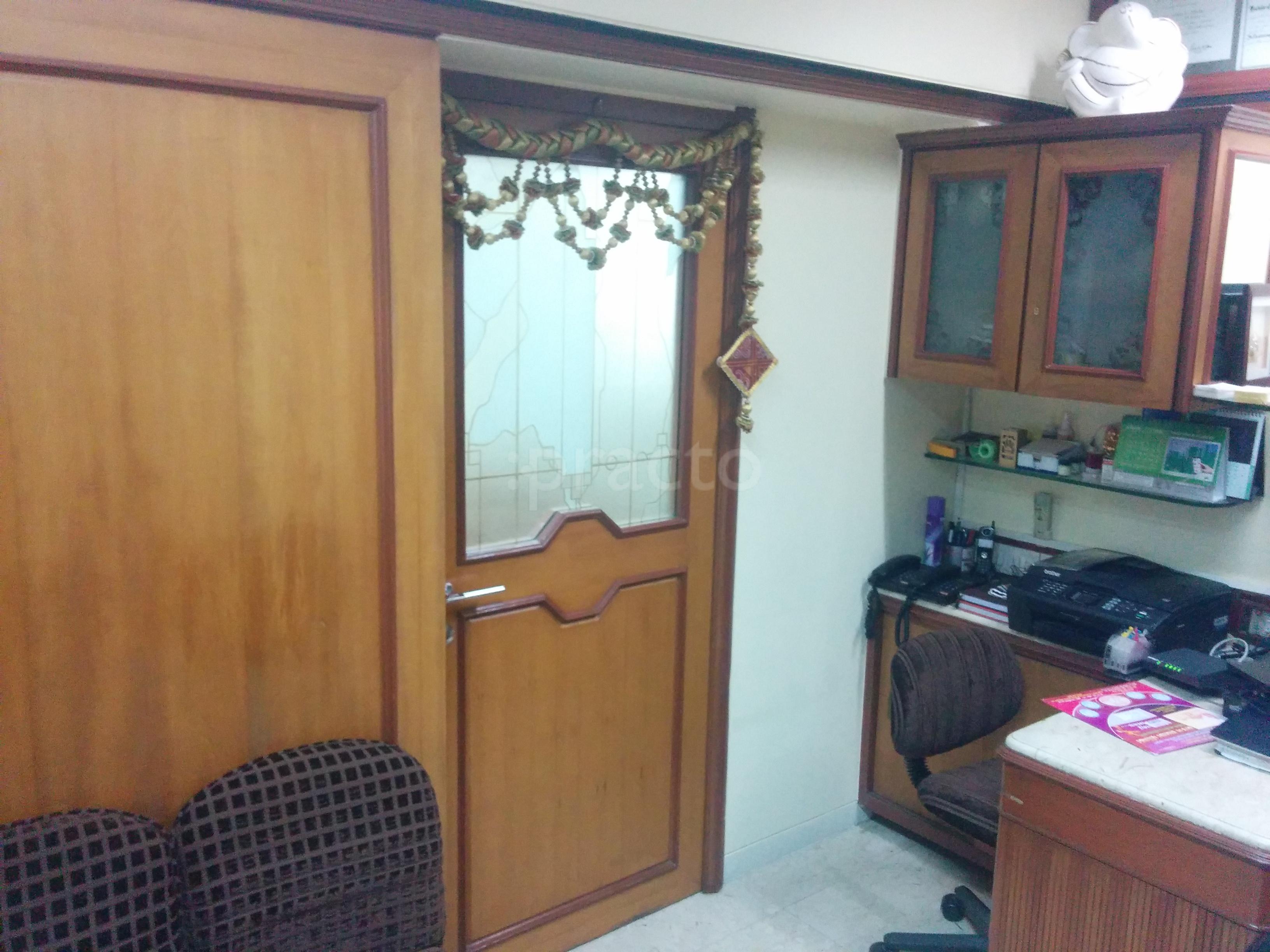 Spine Secure and Orthocare Kemps Corner Mumbai