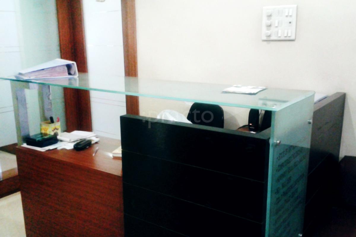 Reception at Sri Balaji Eye Hospital Satara Road Pune