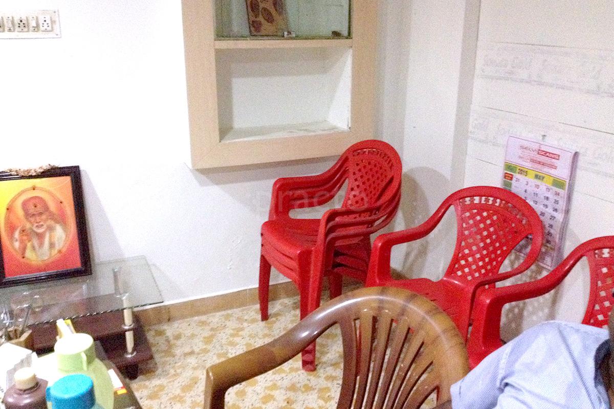 Waiting Area at Sri Ganapathy Clinic Teynampet Chennai