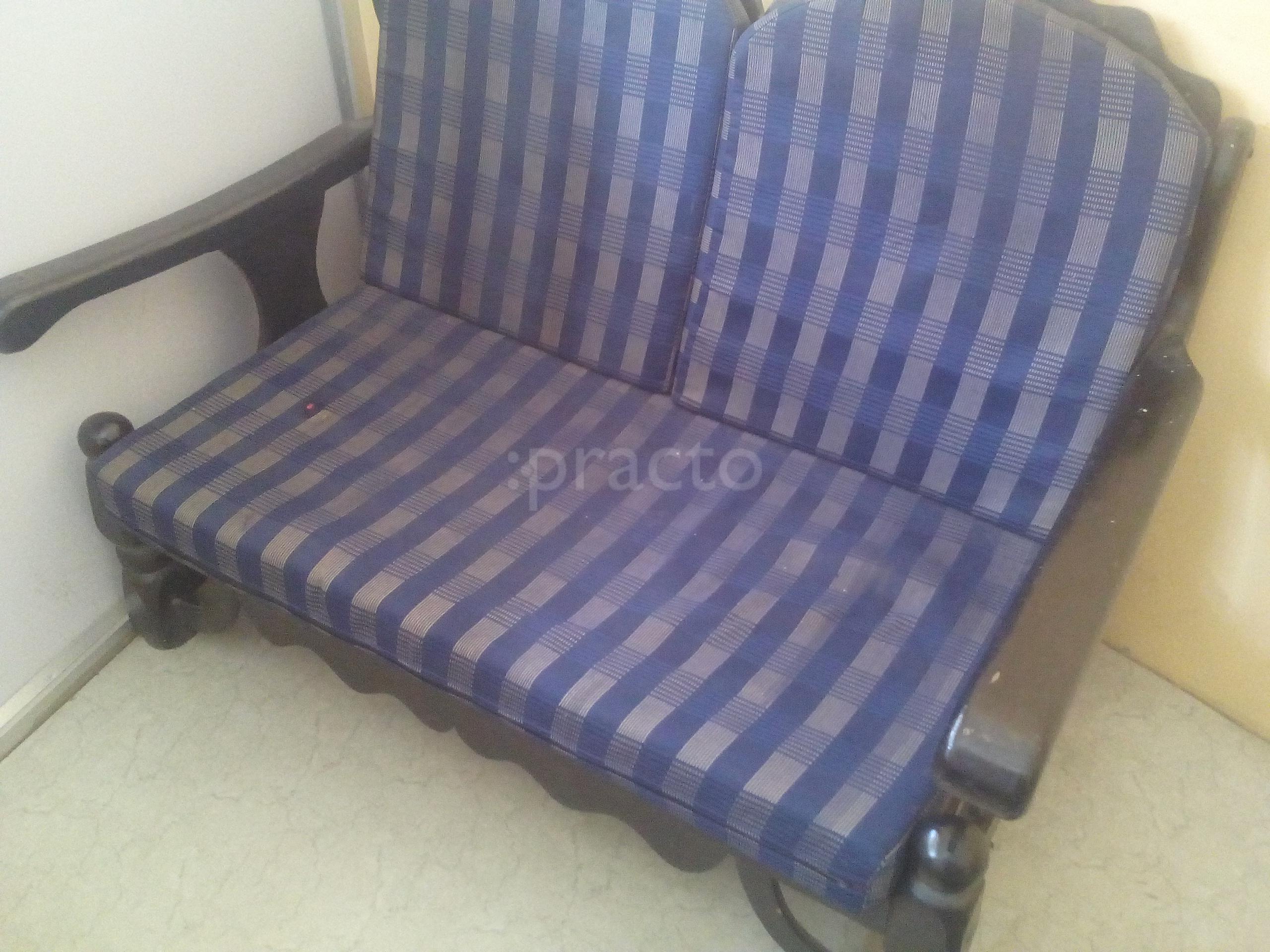 Waiting Area at Sri Sathya Physiotheraphy Clinic Safilguda Hyderabad