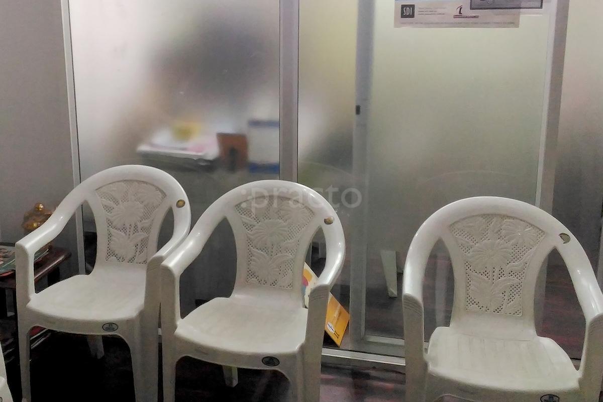 Waiting Area at Srihari Dental Clinic JP Nagar 2 Phase Bangalore