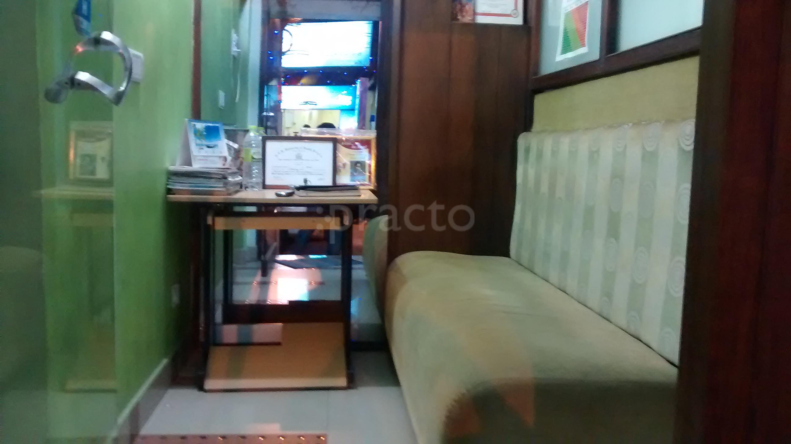 Reception at Srishti Women's Clinic Tarnaka Hyderabad