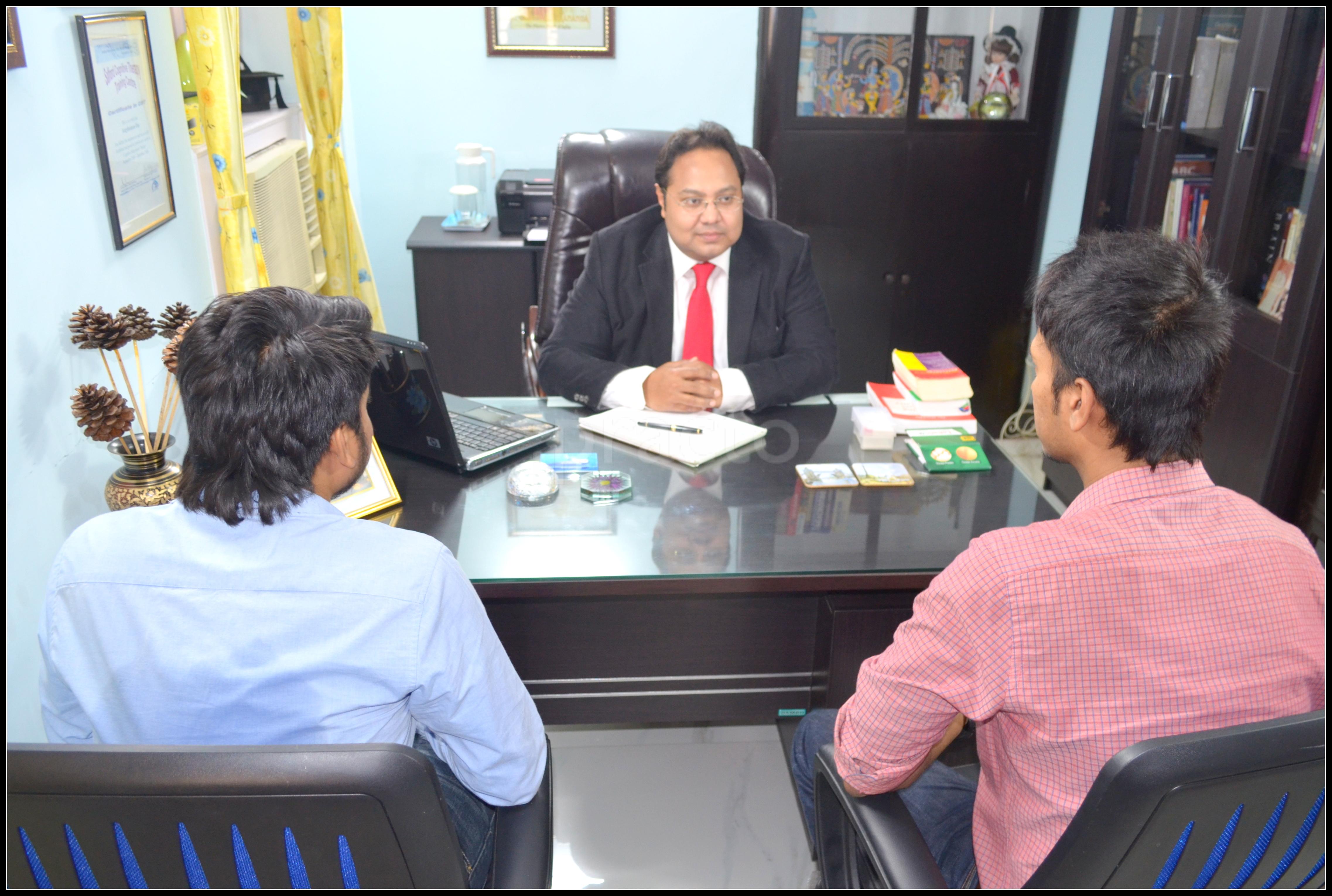 OPD/Ward at SUNSHINE WELLNESS Clinic Lake Gardens Kolkata