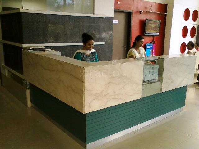 Reception at Suraksha Diagnostic Rash Behari Avenue Kolkata