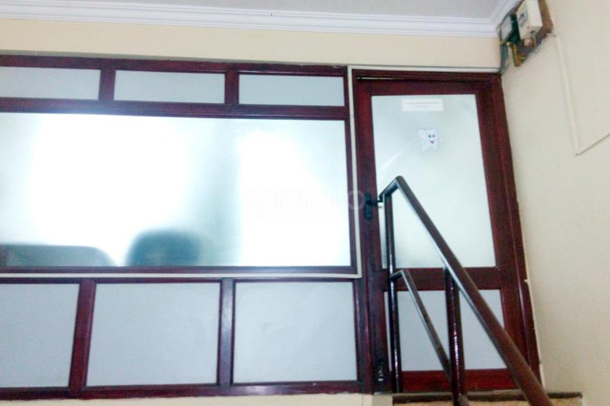 Entrance at TAJ MULTISPECIALITY DENTAL CLINIC Thousand Lights Chennai