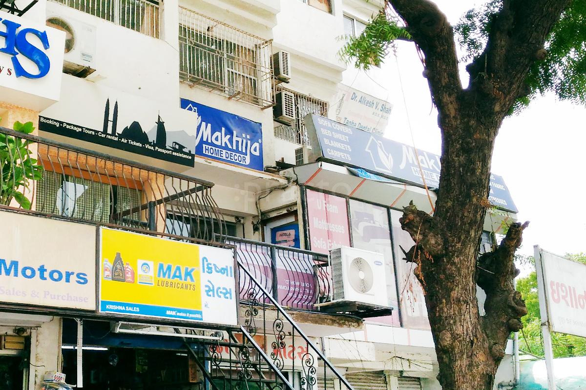 Entrance at Tanha Dental Clinic Navrangpura Ahmedabad