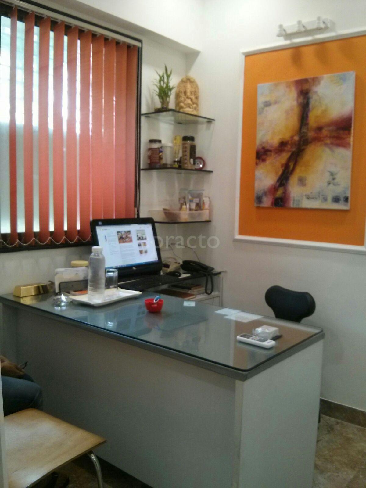 Pushpa  Ladsariya Clinic Worli Mumbai
