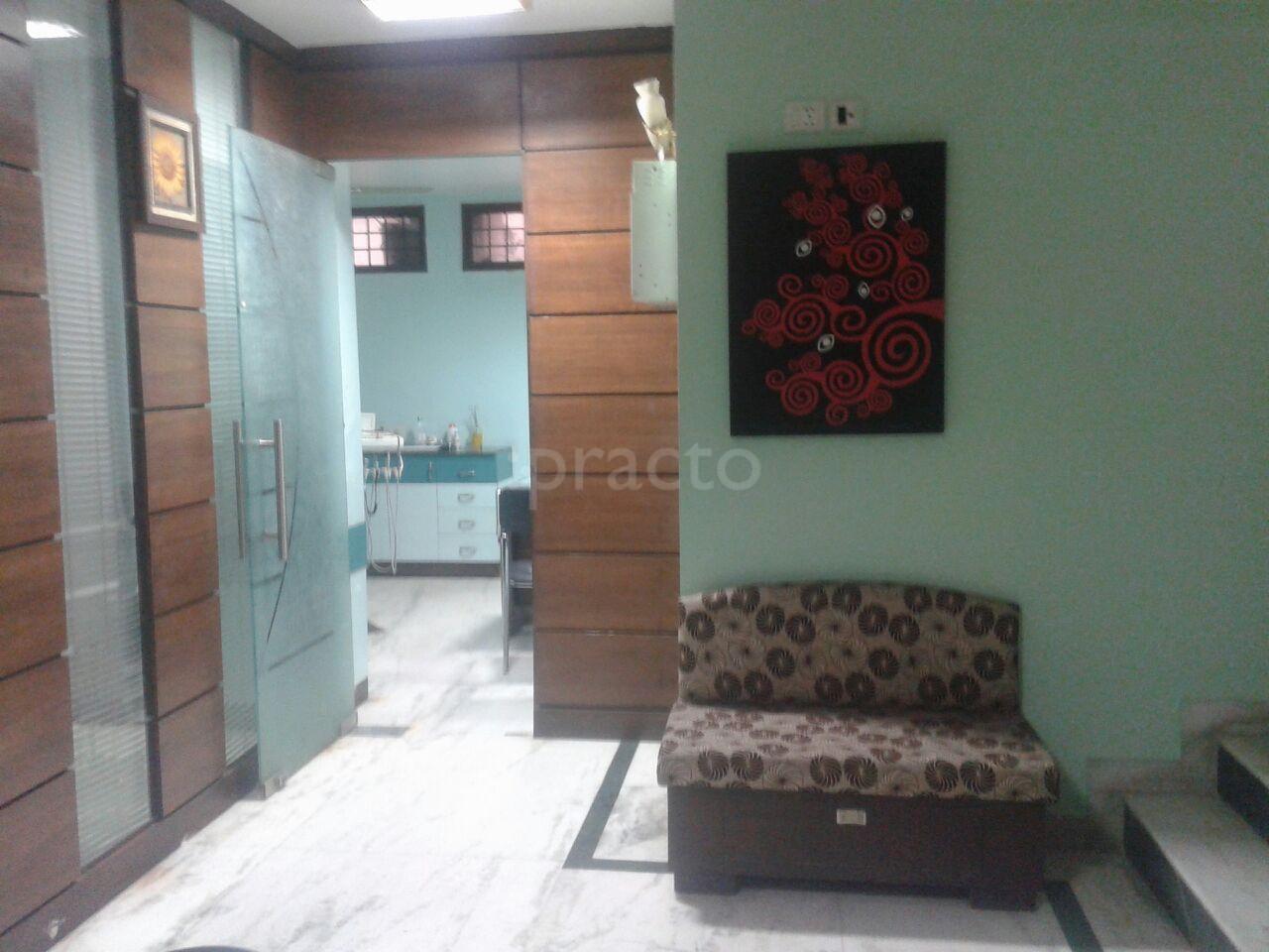 Teethee Dental and Implant Centre Sector 44 Noida
