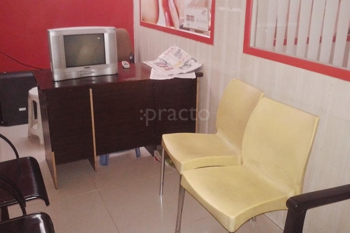 Reception at The Apple Dental Center Moti Nagar Hyderabad