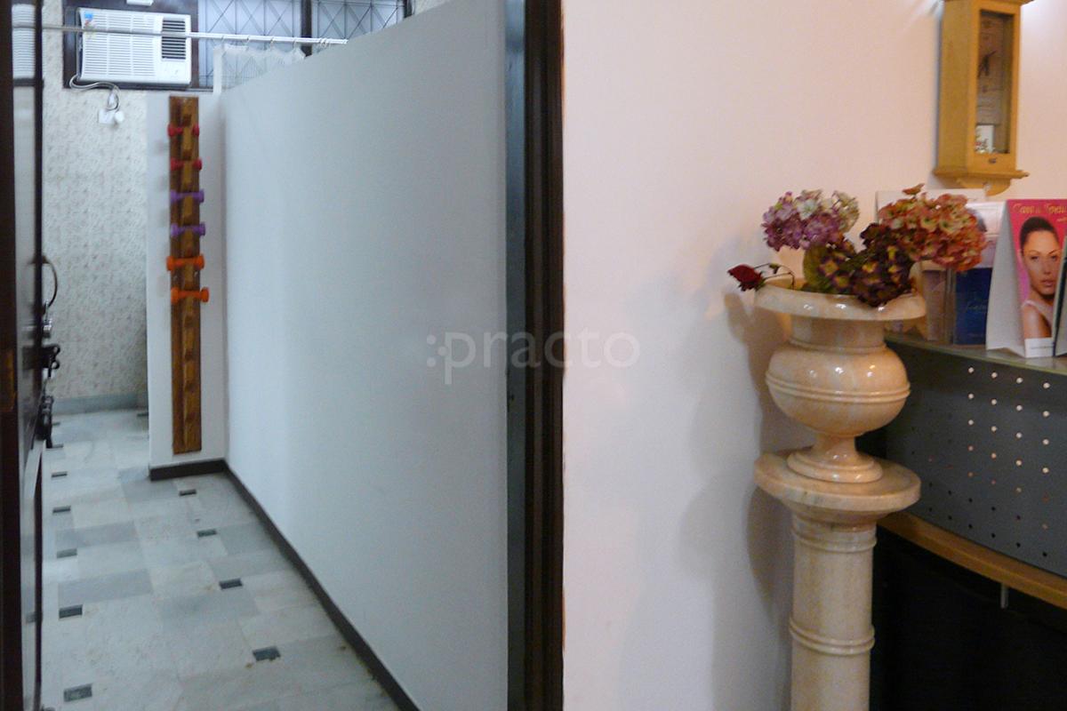 Entrance at The Bone And Aesthetic Centre Hauz Khas Delhi
