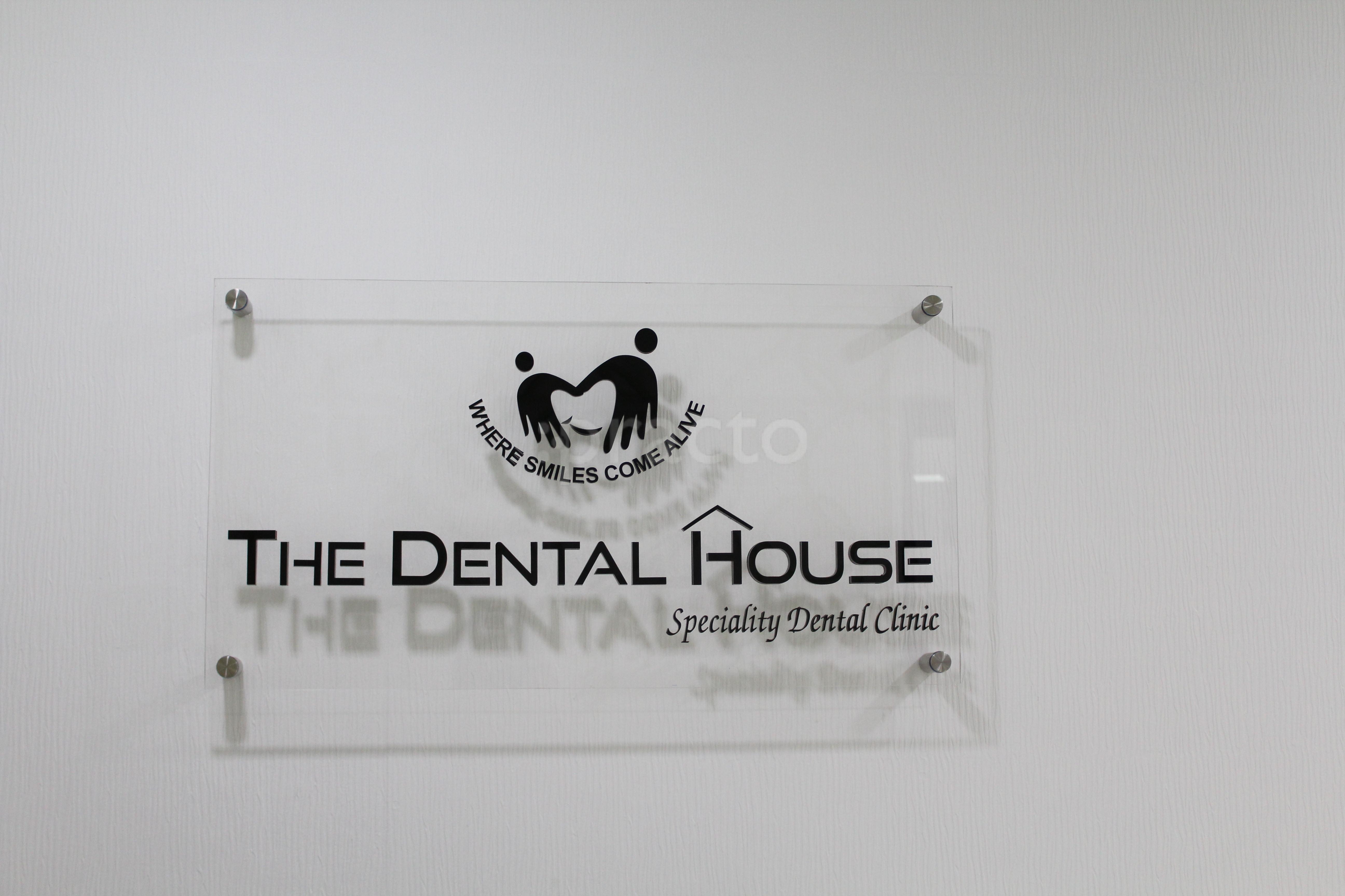 Reception at The Dental House Chembur Mumbai