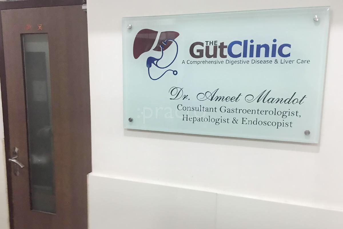 Entrance at The Gut Clinic Parel Mumbai
