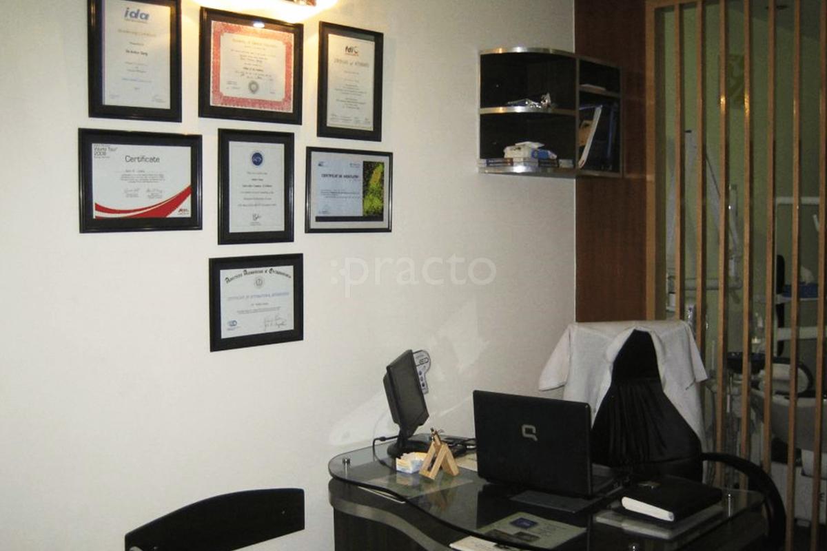 OPD/Ward at The Smile Lounge Vivek Vihar Delhi